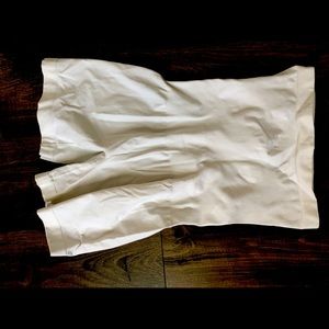 Blanqi maternity high waisted shorts